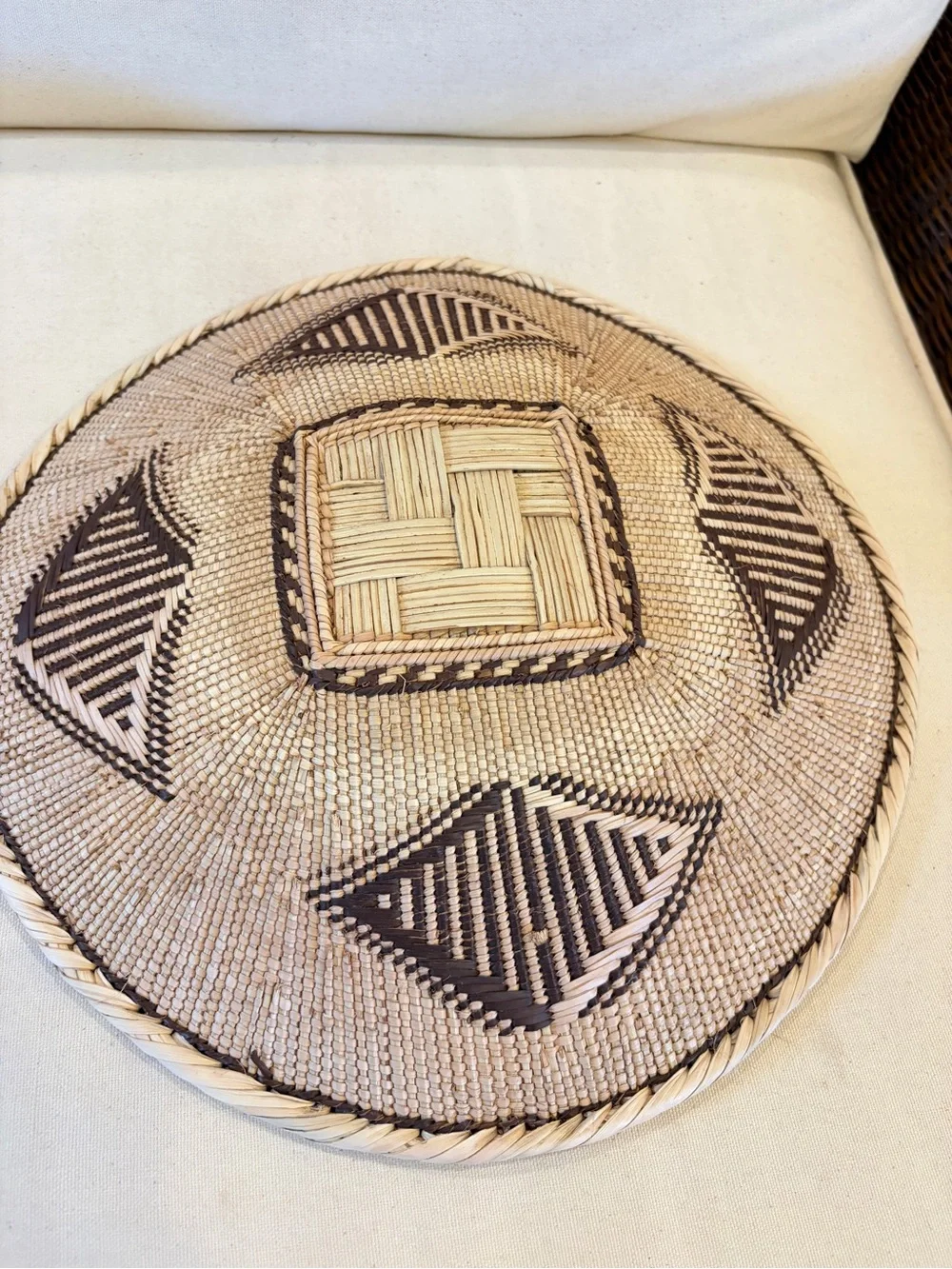 NEW African Woven Basket. Tonga people of Zambia 12.5” Across